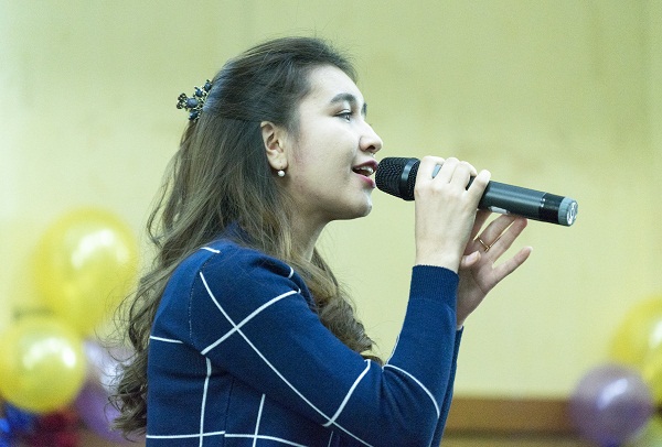 永乐高131net举办首届职工才艺大赛