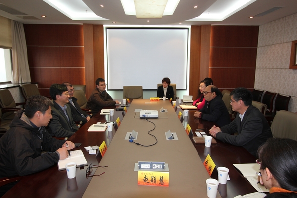 王开田副董事长会见中国矿业大学国际学院客人