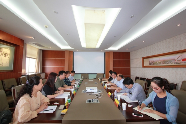 西安财经学院副经理李佼瑞一行来公司调研