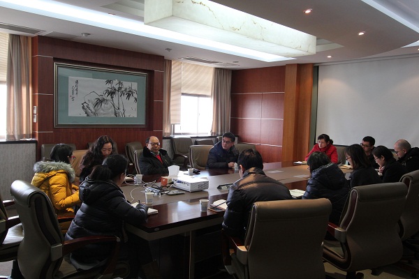 王开田副董事长到国际合作与交流处、永乐高131net召开民主生活会