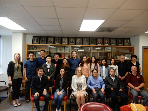 华仁海副董事长一行赴美国、加拿大访问